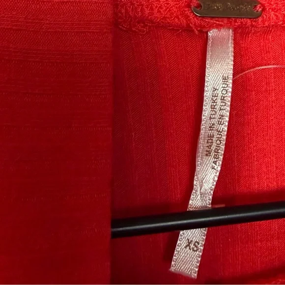 FREE PEOPLE LALA CROP TOP POPPY RED 3/4 PUFF SLEEVE HIGH NECK XS - Picture 4 of 5